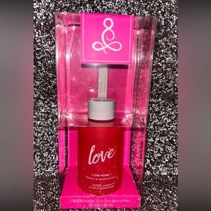 D.W Peony & Passionfruit Read Infuser